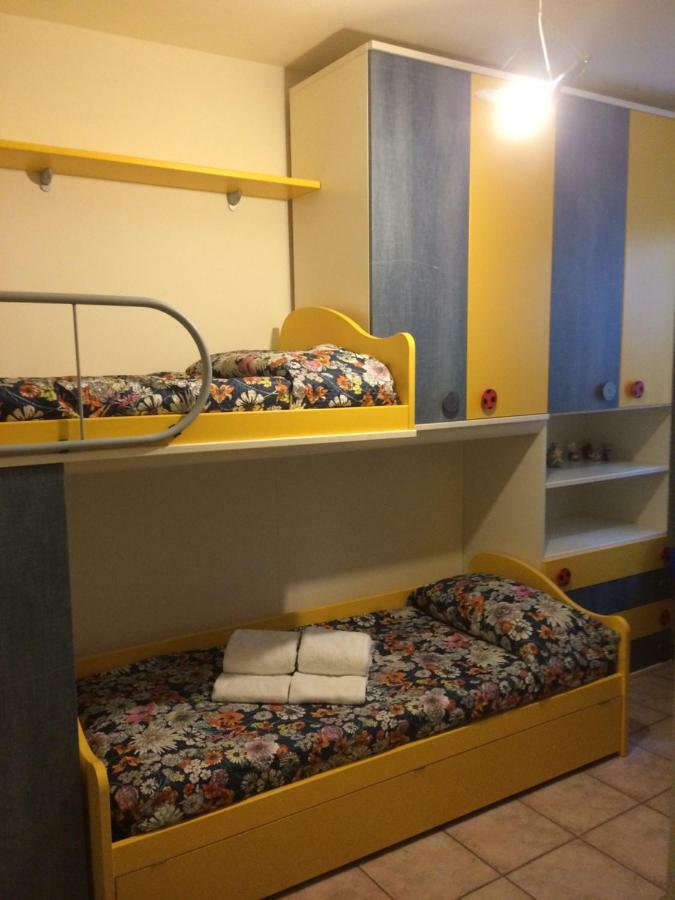 Locazione Turistica Lea Apartment Castelnuovo del Garda Bagian luar foto