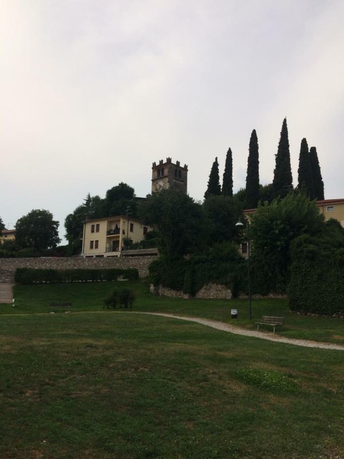 Locazione Turistica Lea Apartment Castelnuovo del Garda Bagian luar foto